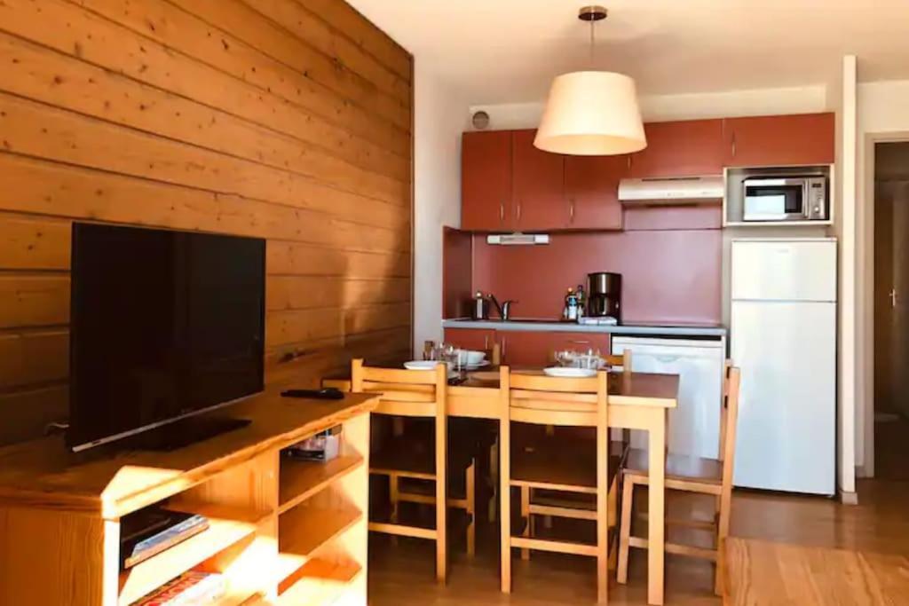Charmant T3 Avec Vue Montagne Et Parking Privatif Font-Romeu-Odeillo-Via Extérieur photo
